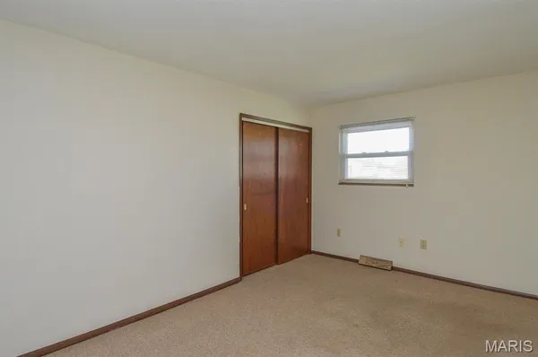 $75,000 | 301 West Oak Street, New Baden, IL 62265