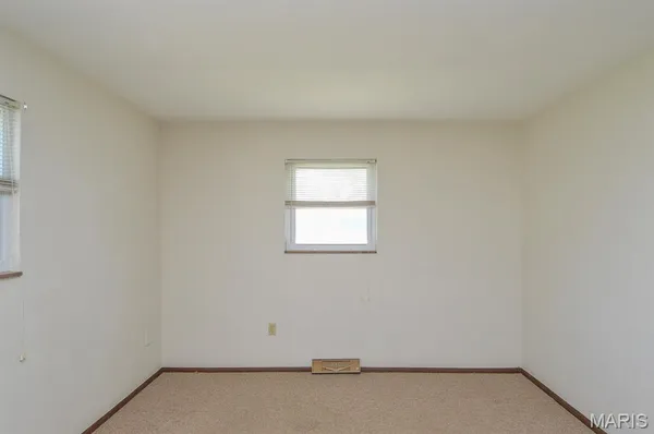 $75,000 | 301 West Oak Street, New Baden, IL 62265