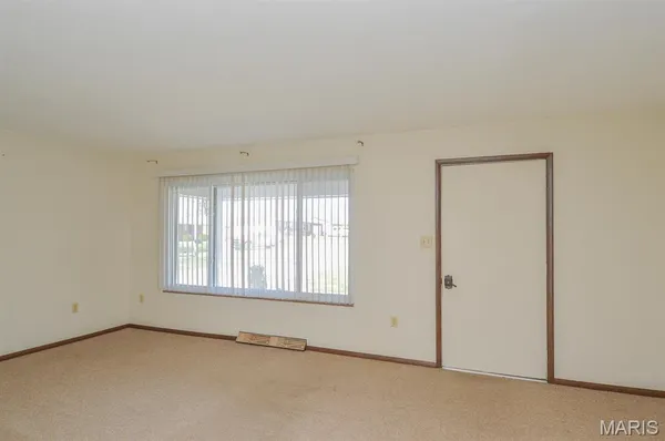 $75,000 | 301 West Oak Street, New Baden, IL 62265