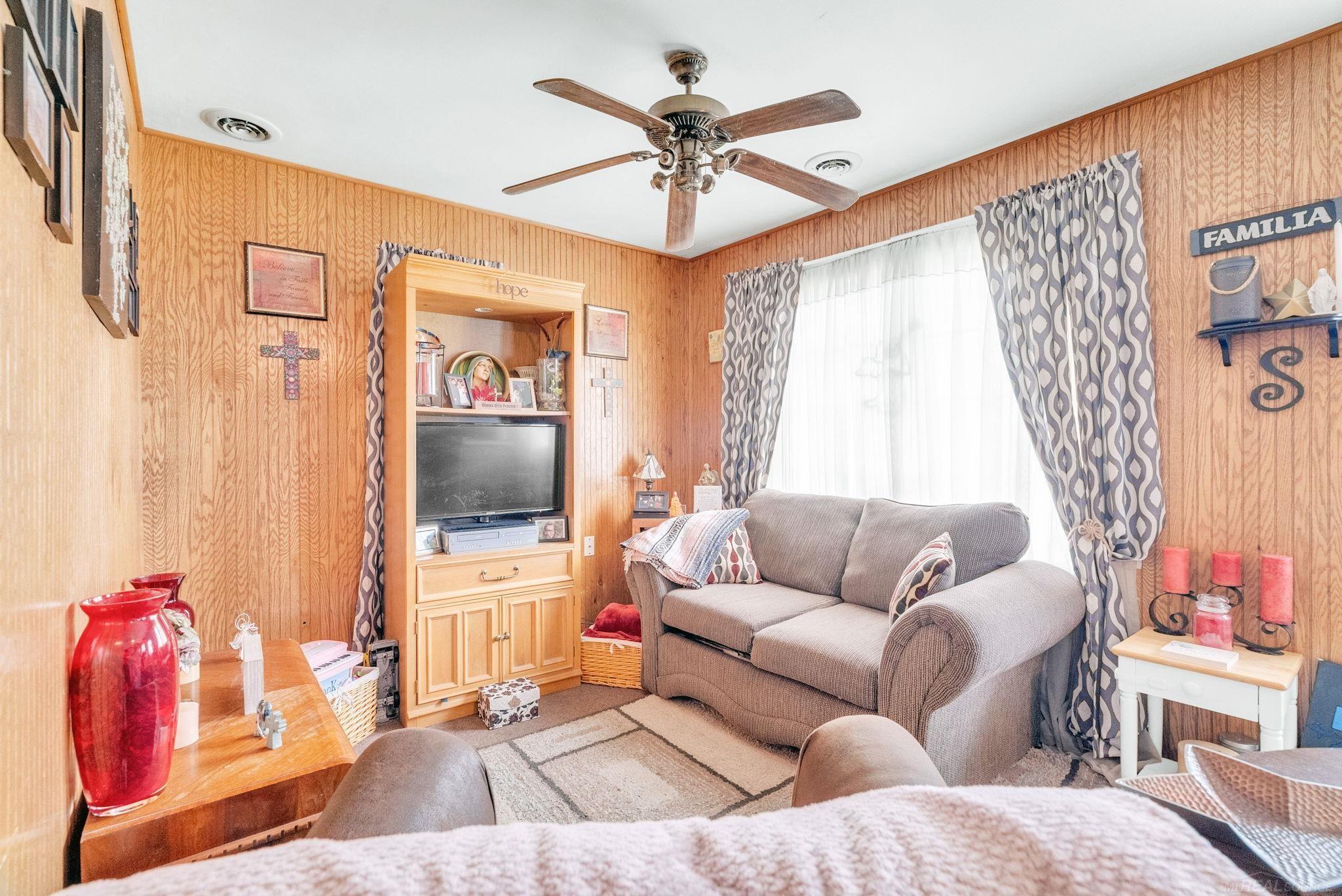 8941-8943 Lakeshore Road Lexington, MI 48450 - Photo 43 of 75
