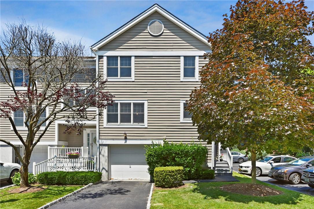 Front of 21 Brookridge Court
