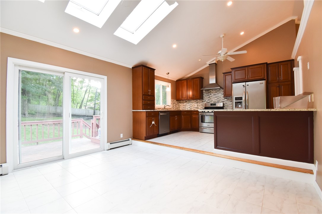 106 Hines Road Cumberland, RI 02864 - Photo 17 of 34