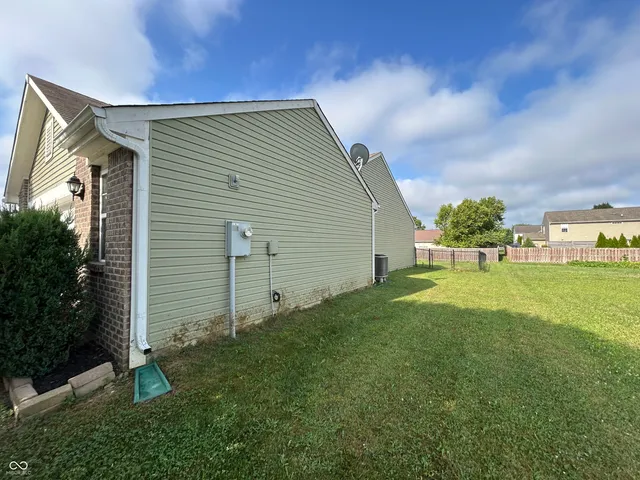 $310,000 | 1786 Archbury Drive, Avon, IN 46123