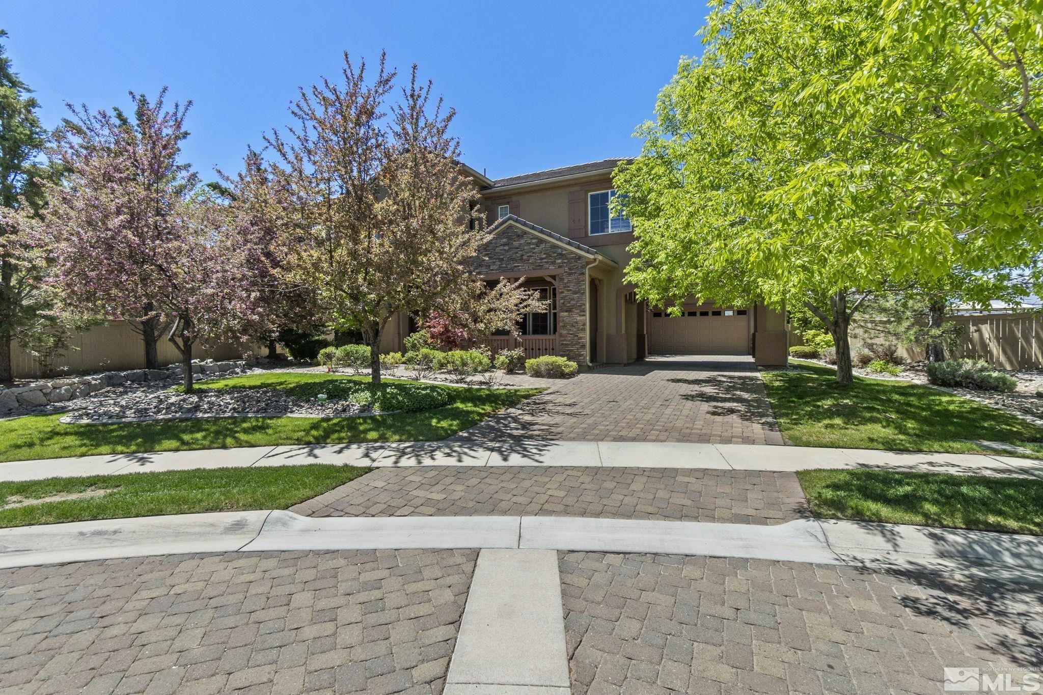 2610 Strathmore Court Reno, NV 89521 - Photo 2 of 40 Photo 2