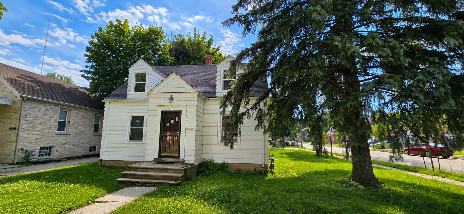 4902 North 19th Street Milwaukee, WI 53209 - Photo 17 of 23 Corner lot