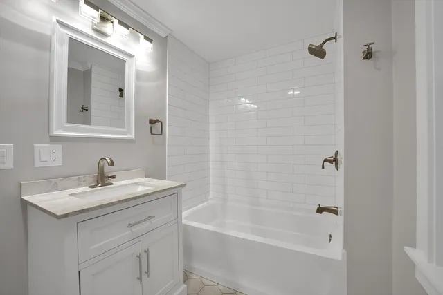 $740,000 | 245 Wareham Road, Marion, MA 02738