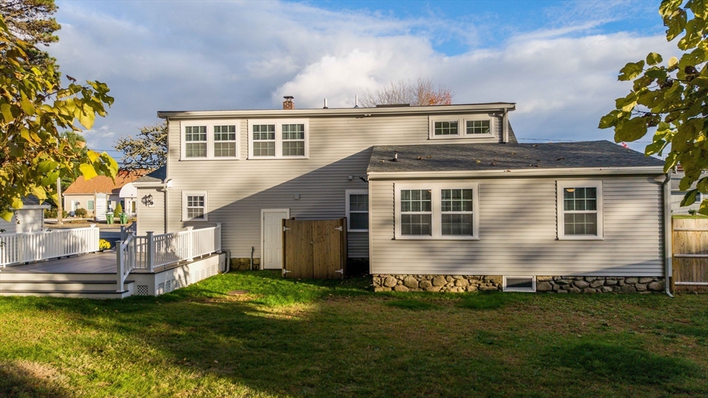 245 Wareham Road Marion, MA 02738 - Photo 37 of 42 a front view of house with yard and green space