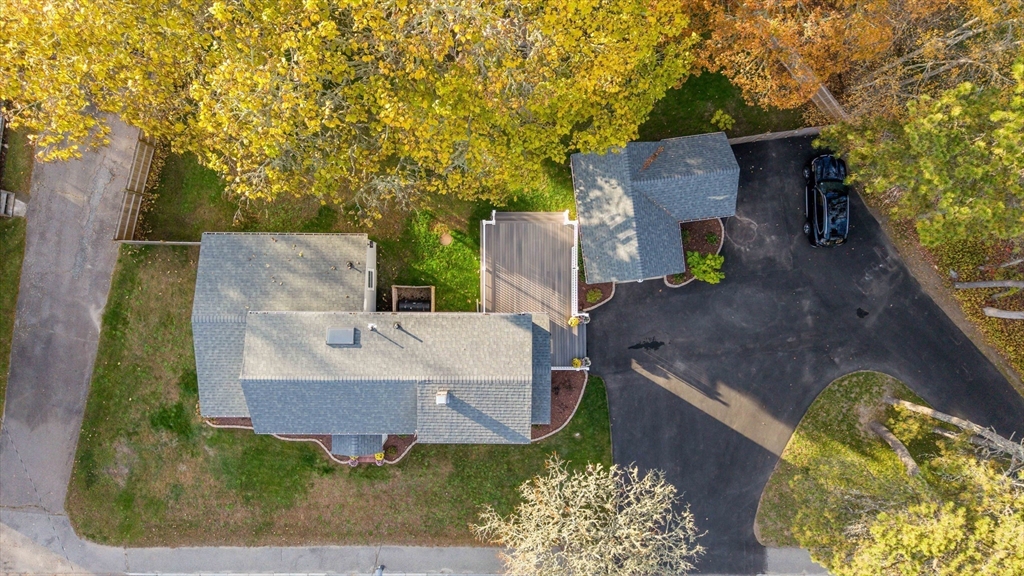 245 Wareham Road Marion, MA 02738 - Photo 41 of 42 an aerial view of a house