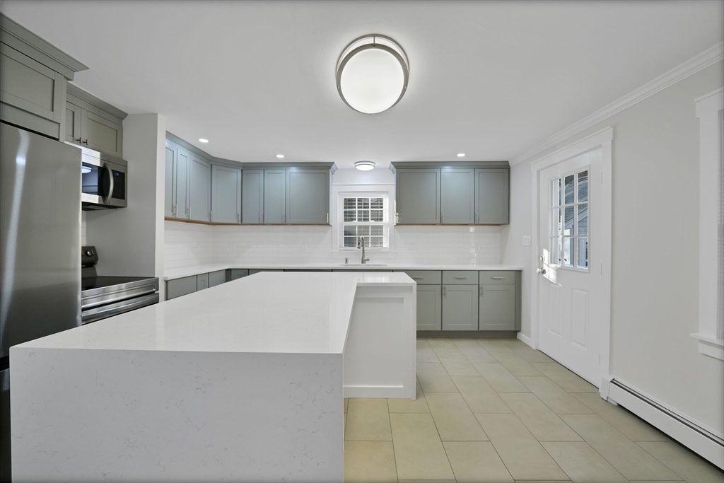 245 Wareham Road Marion, MA 02738 - Photo 10 of 42