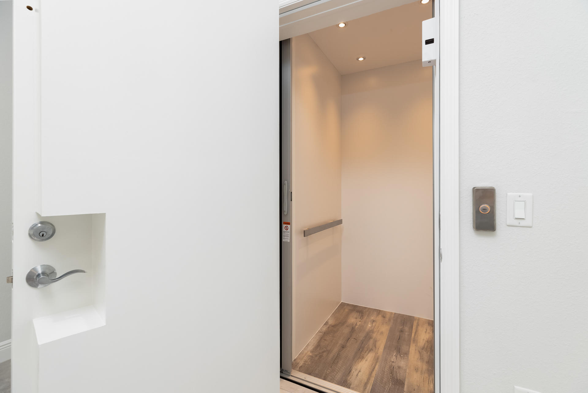 983 Gibraltar Road Key Largo, FL 33037 - Photo 12 of 54 Custom elevator