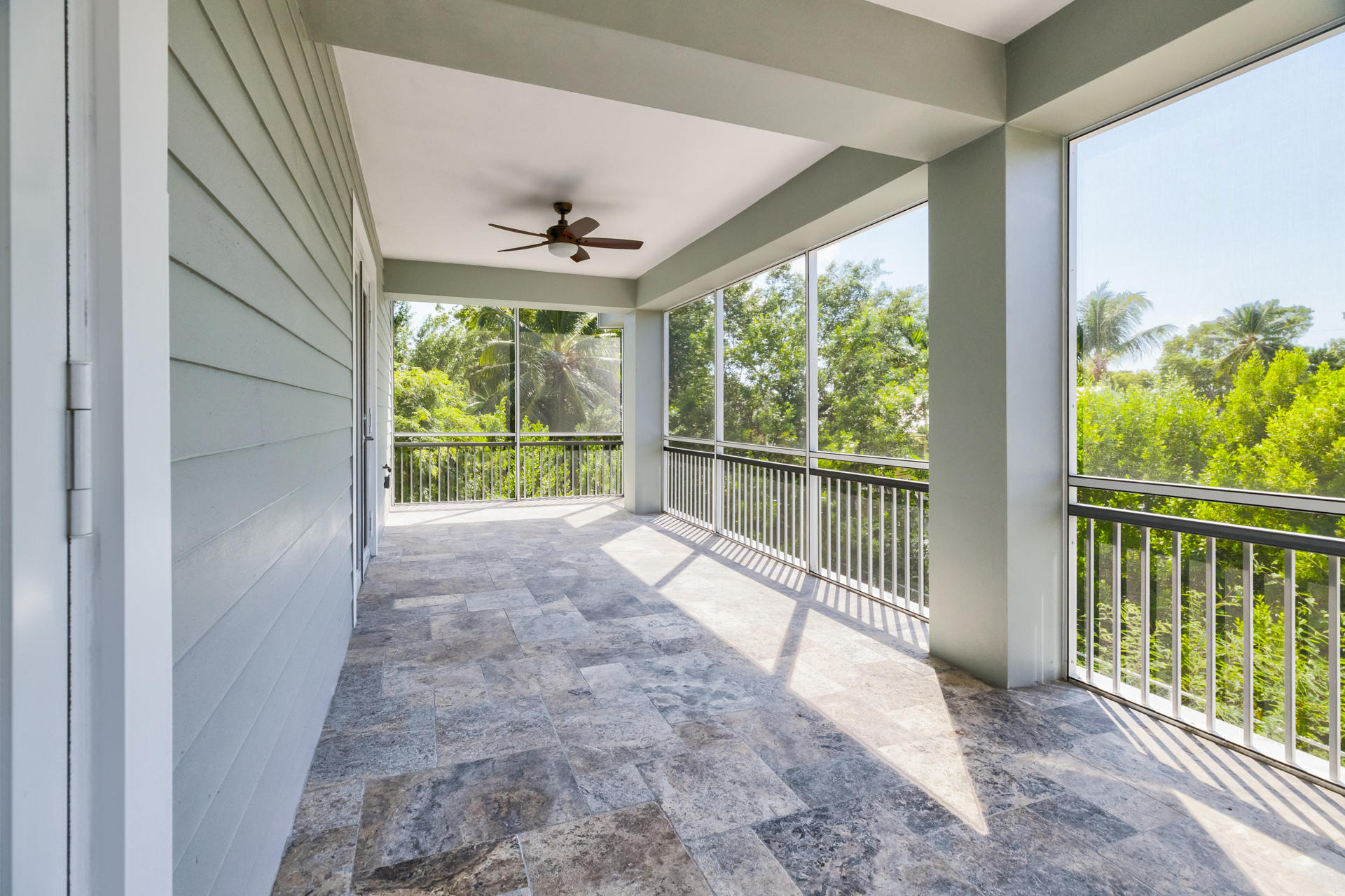 983 Gibraltar Road Key Largo, FL 33037 - Photo 28 of 54 Huge Porch