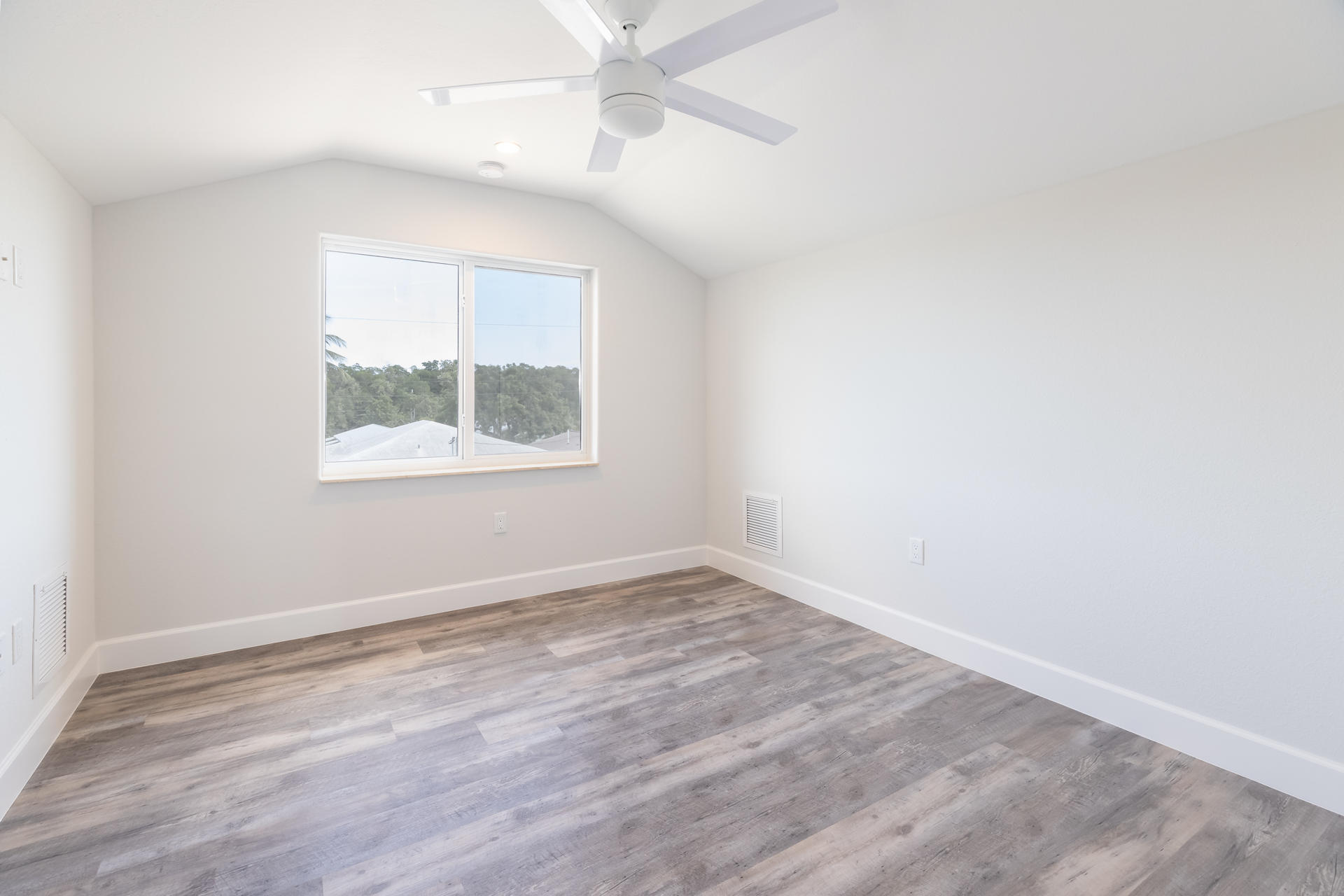 983 Gibraltar Road Key Largo, FL 33037 - Photo 37 of 54 PC5A8596-Edit