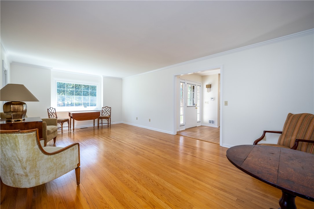 460 Stone Road Pittsford, NY 14534 - Photo 14 of 46 Gallery Image 14