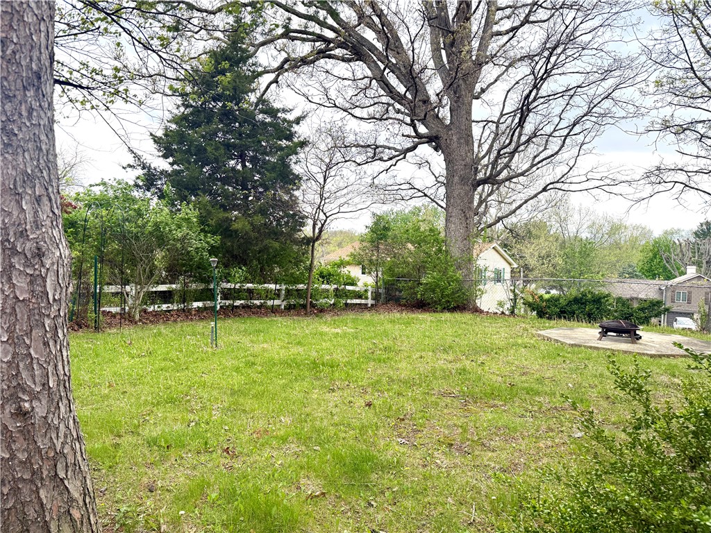 2949 Burgener Court Decatur, IL 62521 - Photo 17 of 23 Gallery Image 17