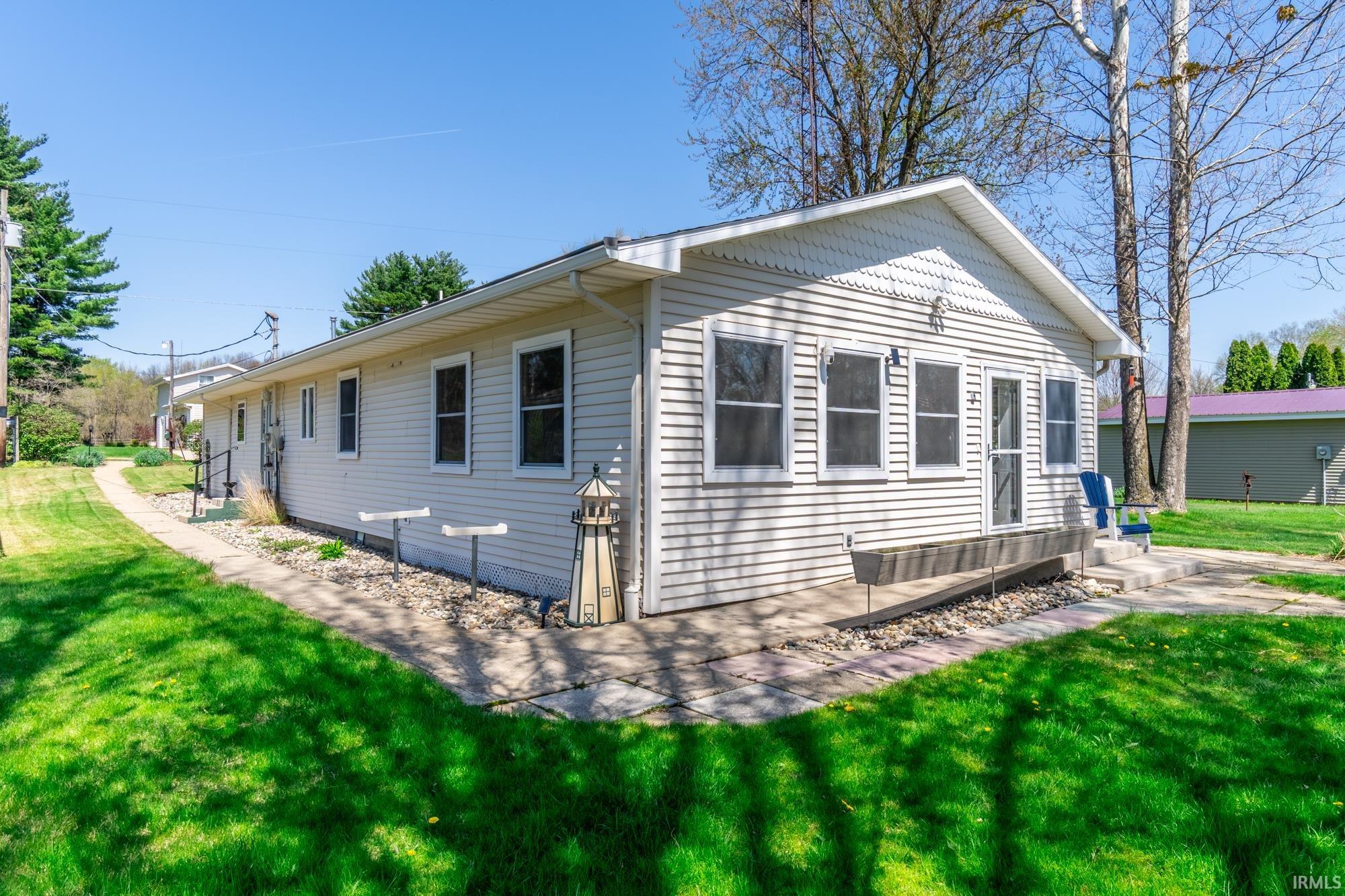 1835 South 445 East Lagrange, IN 46761 - Photo 5 of 36