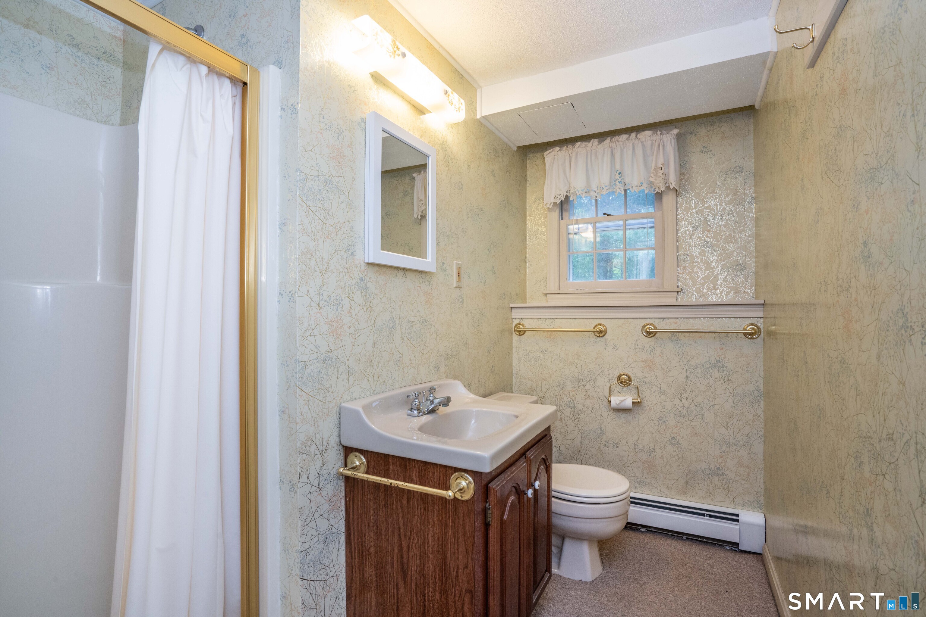 6 Stratton Lane Simsbury, CT 06092 - Photo 33 of 40