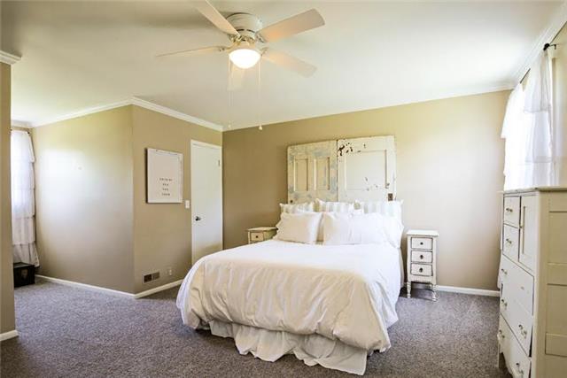 104 Ridgewood Road Franklin, TN 37064 - Photo 13 of 20 One of the two very large secondary bedrooms upstairs, with walk-in closet.