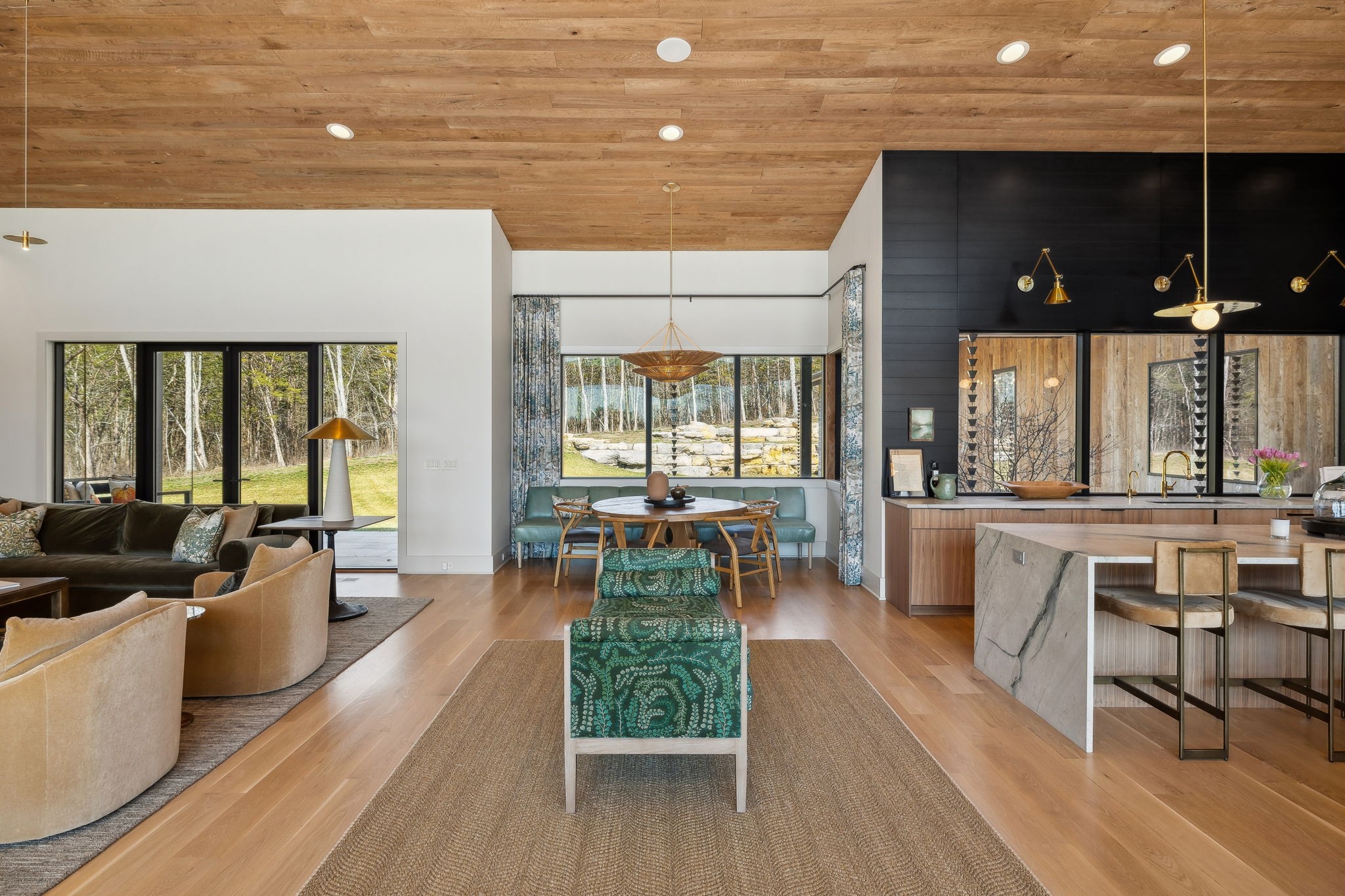 4640 Murfreesboro Road Franklin, TN 37067 - Photo 18 of 79 a living room with furniture and a large window