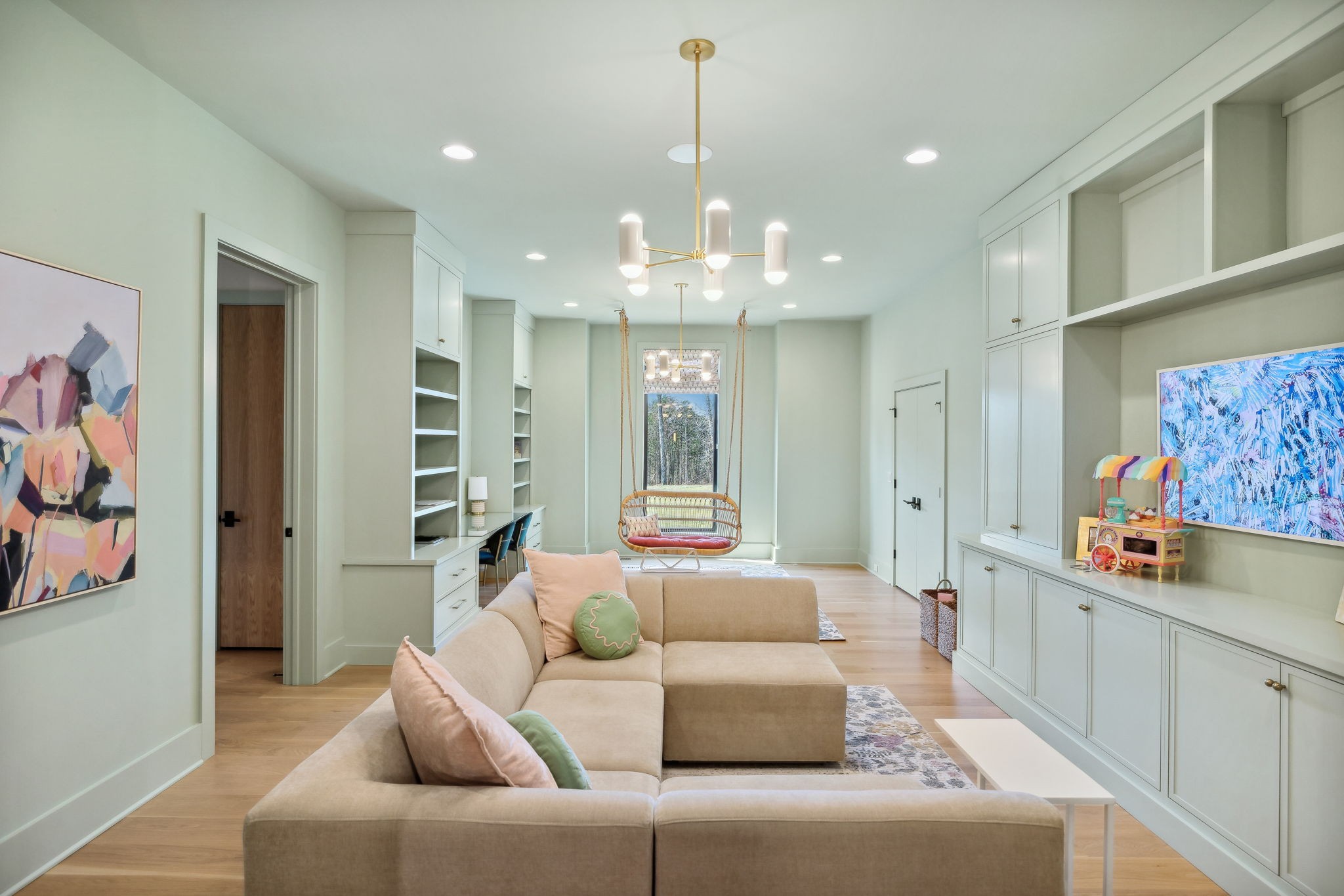4640 Murfreesboro Road Franklin, TN 37067 - Photo 50 of 79 a living room with furniture and a chandelier