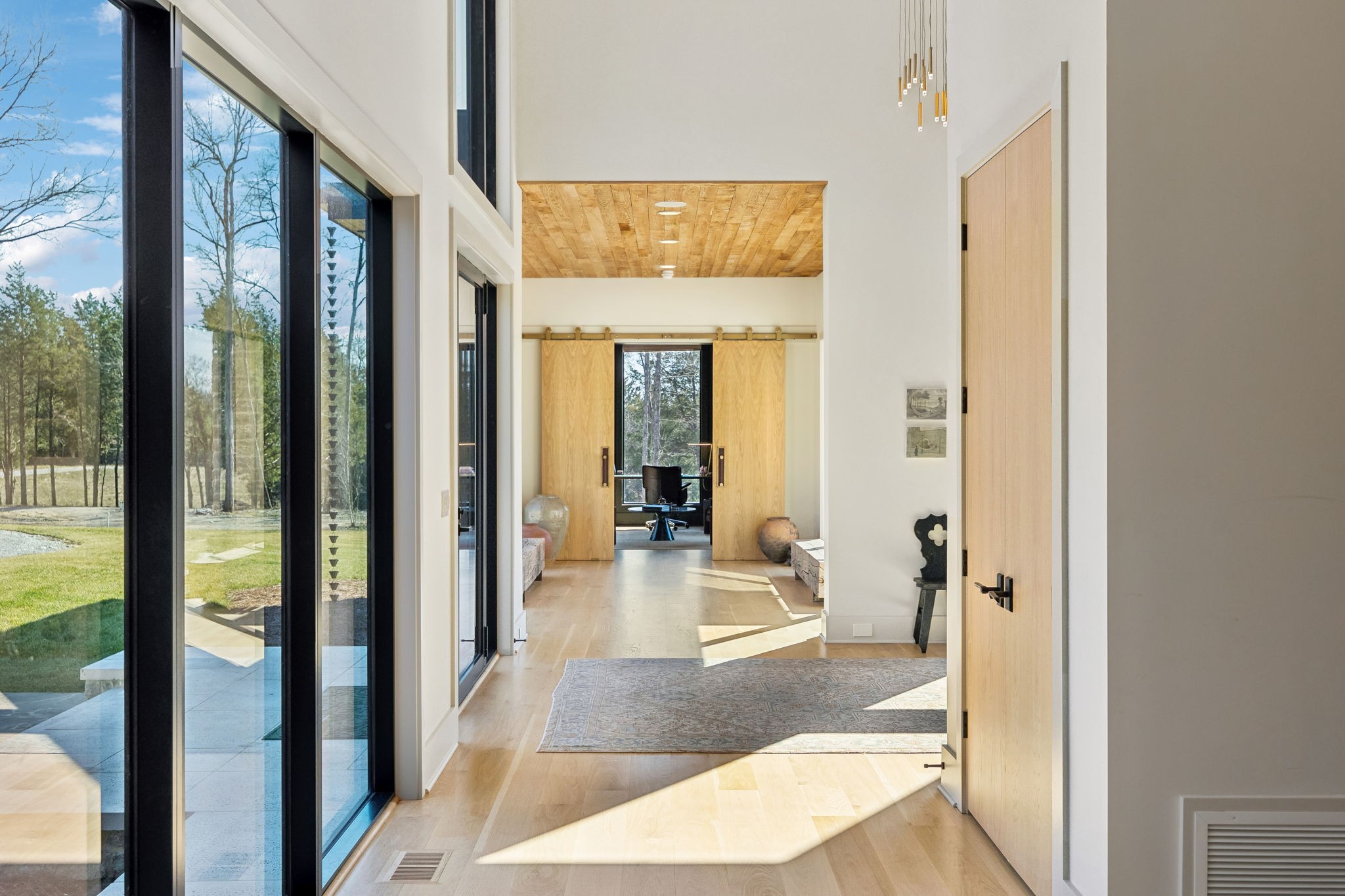 4640 Murfreesboro Road Franklin, TN 37067 - Photo 65 of 79 a living room with furniture and a large window