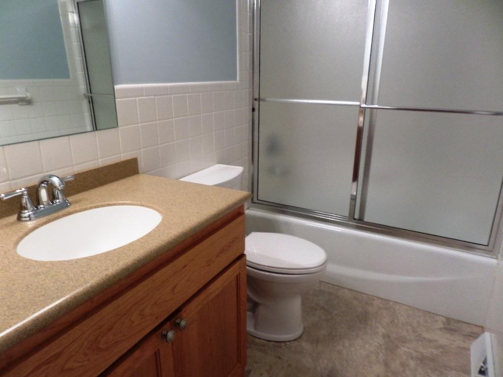 15 Windhaven Lane Oak Ridge, TN 37830 - Photo 19 of 29 hallbath