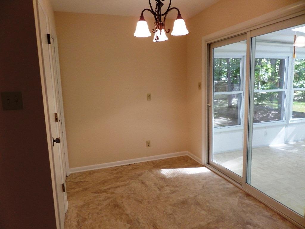 15 Windhaven Lane Oak Ridge, TN 37830 - Photo 4 of 29 breakfast