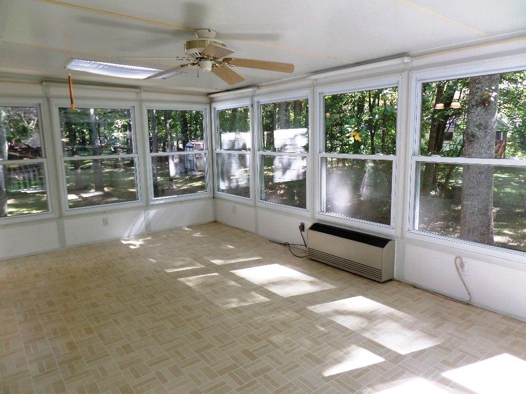 15 Windhaven Lane Oak Ridge, TN 37830 - Photo 6 of 29 sunroom2