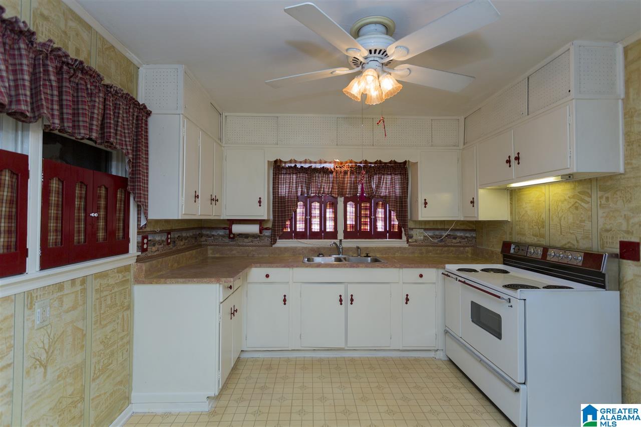 1626 29th Avenue Bessemer, AL 35023 - Photo 10 of 27