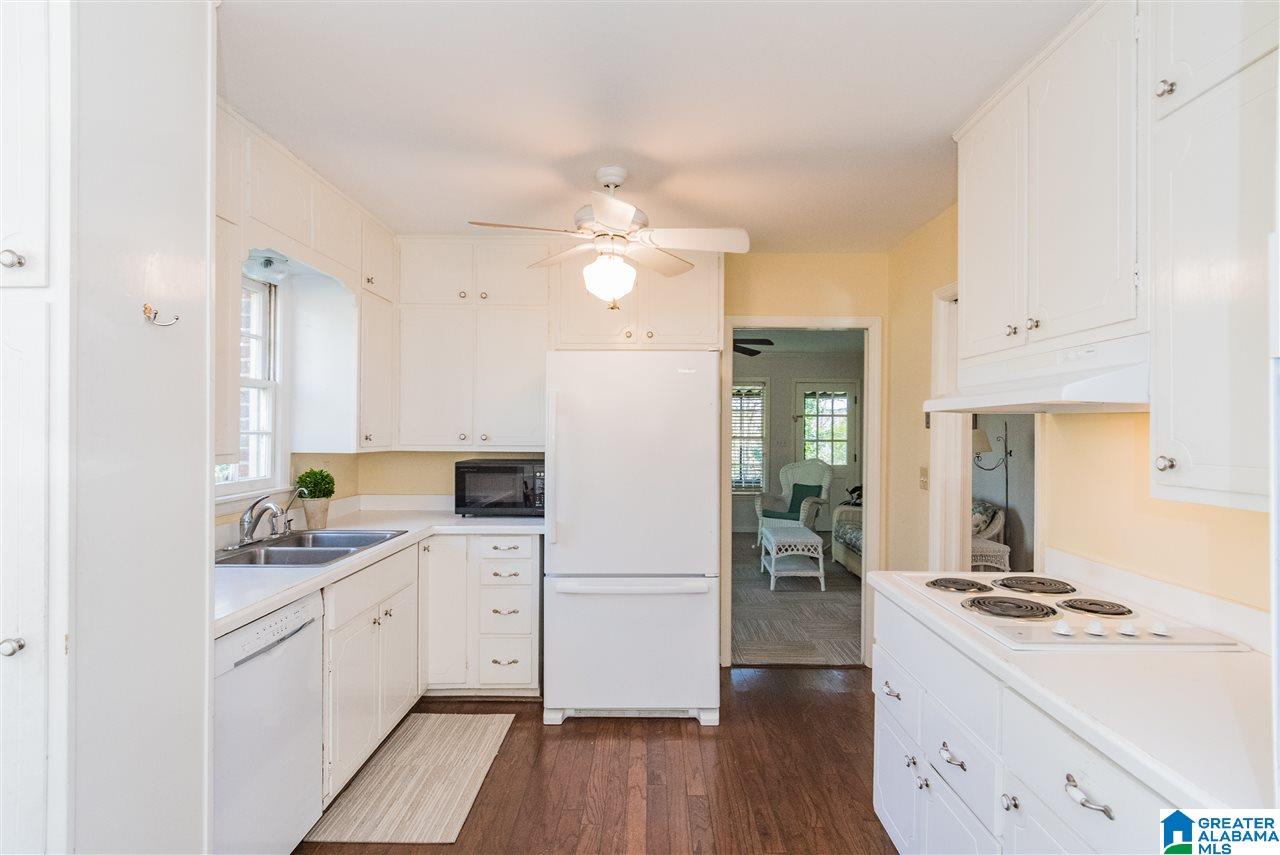 3725 Crestbrook Road Birmingham, AL 35223 - Photo 11 of 35