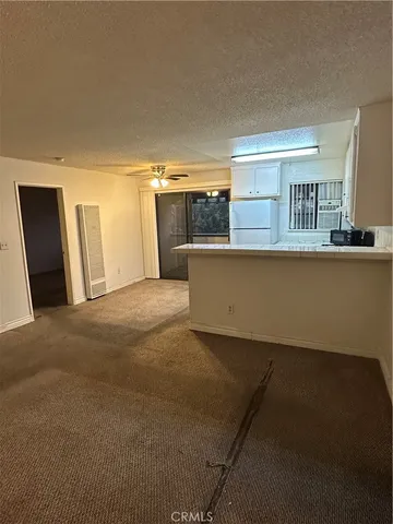 $280,000 | 18530 Hatteras Street, Unit 212, Tarzana, CA 91356