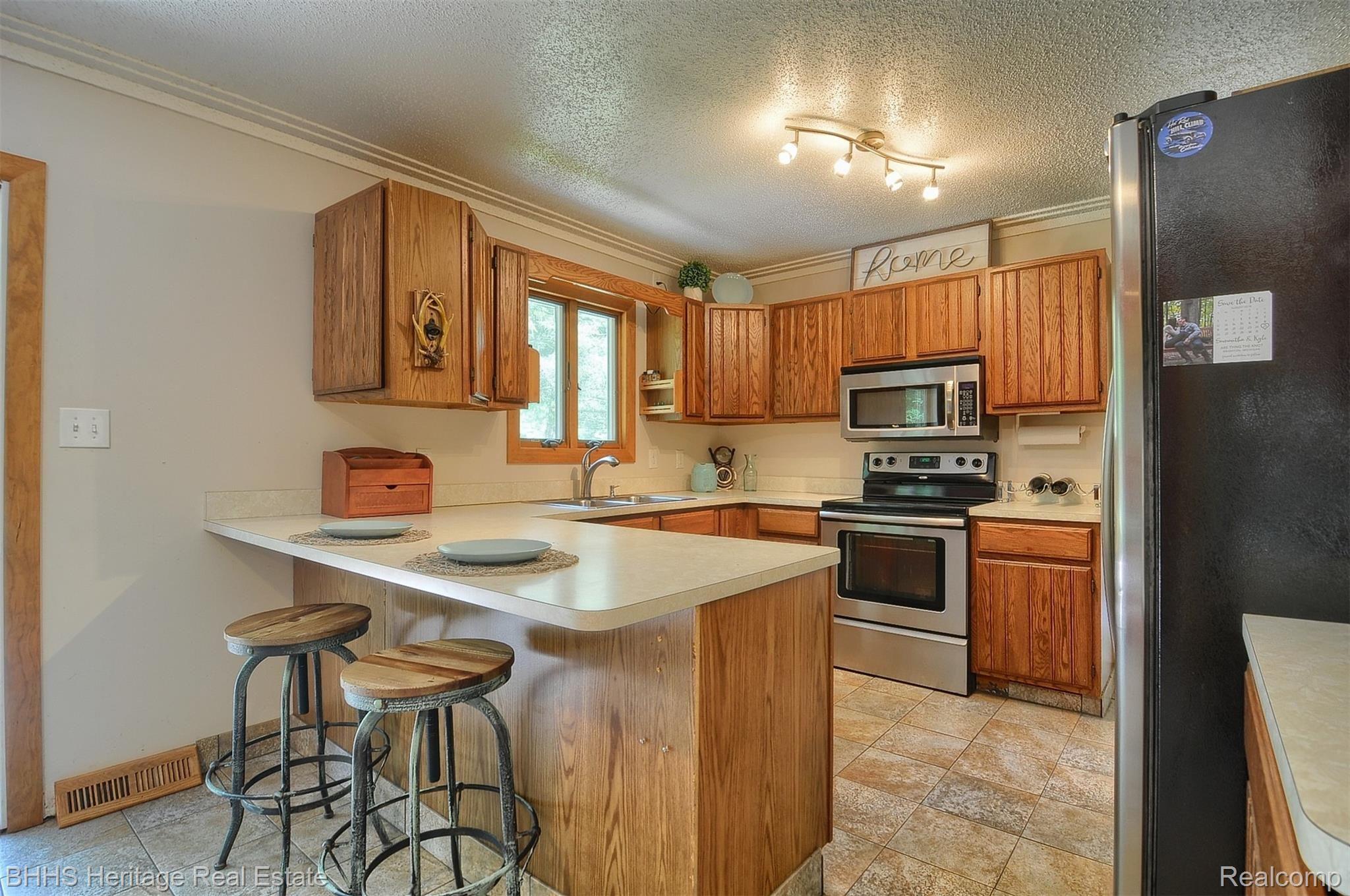 8415 McClements Road Brighton, MI 48114 - Photo 12 of 42 Kitchen-.jpg