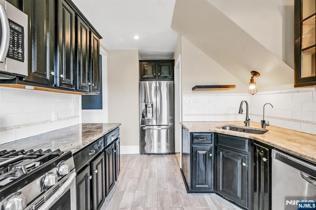 262 Clinton Place, Unit 2 Hackensack, NJ 07601 - Photo 10 of 24 Gallery Image 10