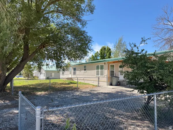 $314,999 | 289 North 300 West, Huntington, UT 84528
