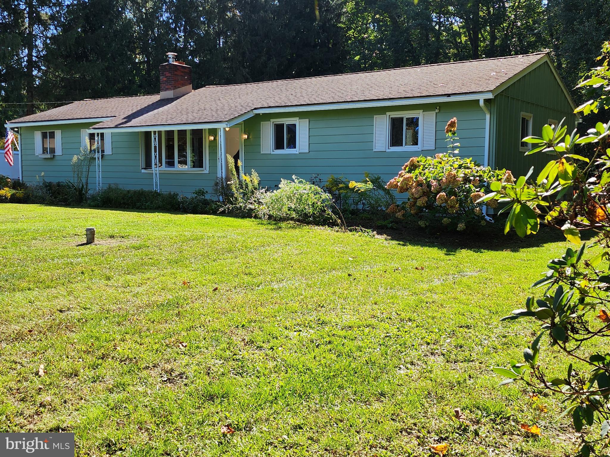 28372 School House Road Columbus, NJ 08022 - Photo 1 of 25