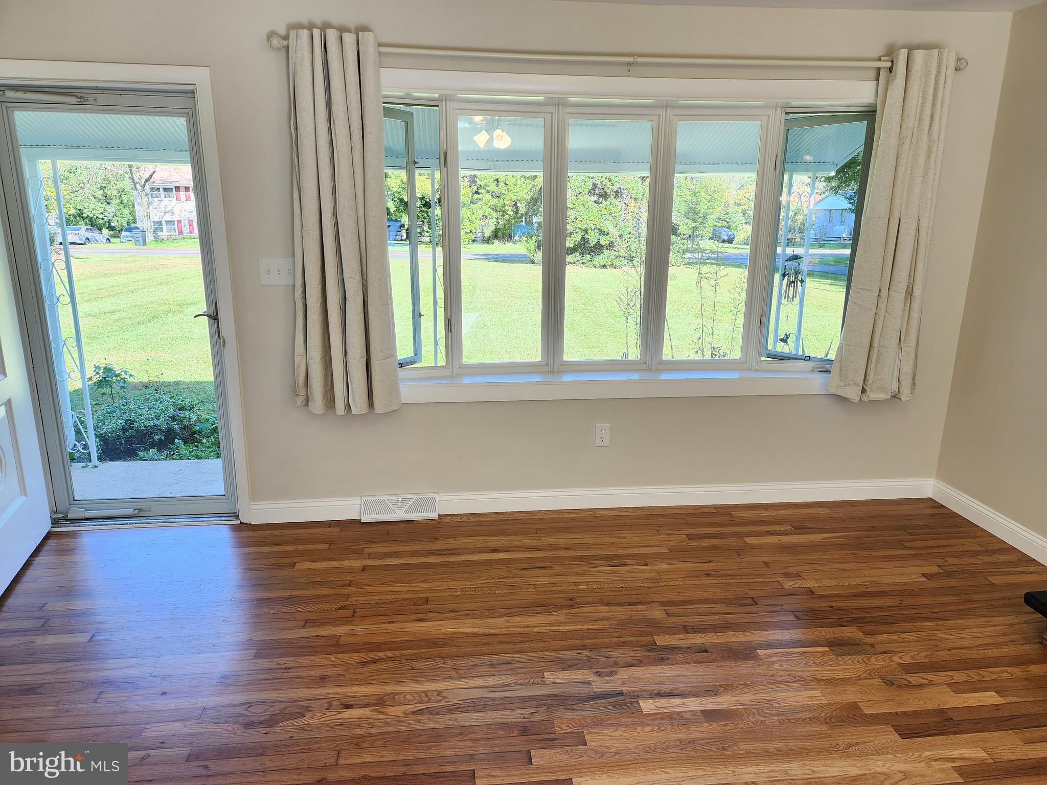 28372 School House Road Columbus, NJ 08022 - Photo 13 of 25