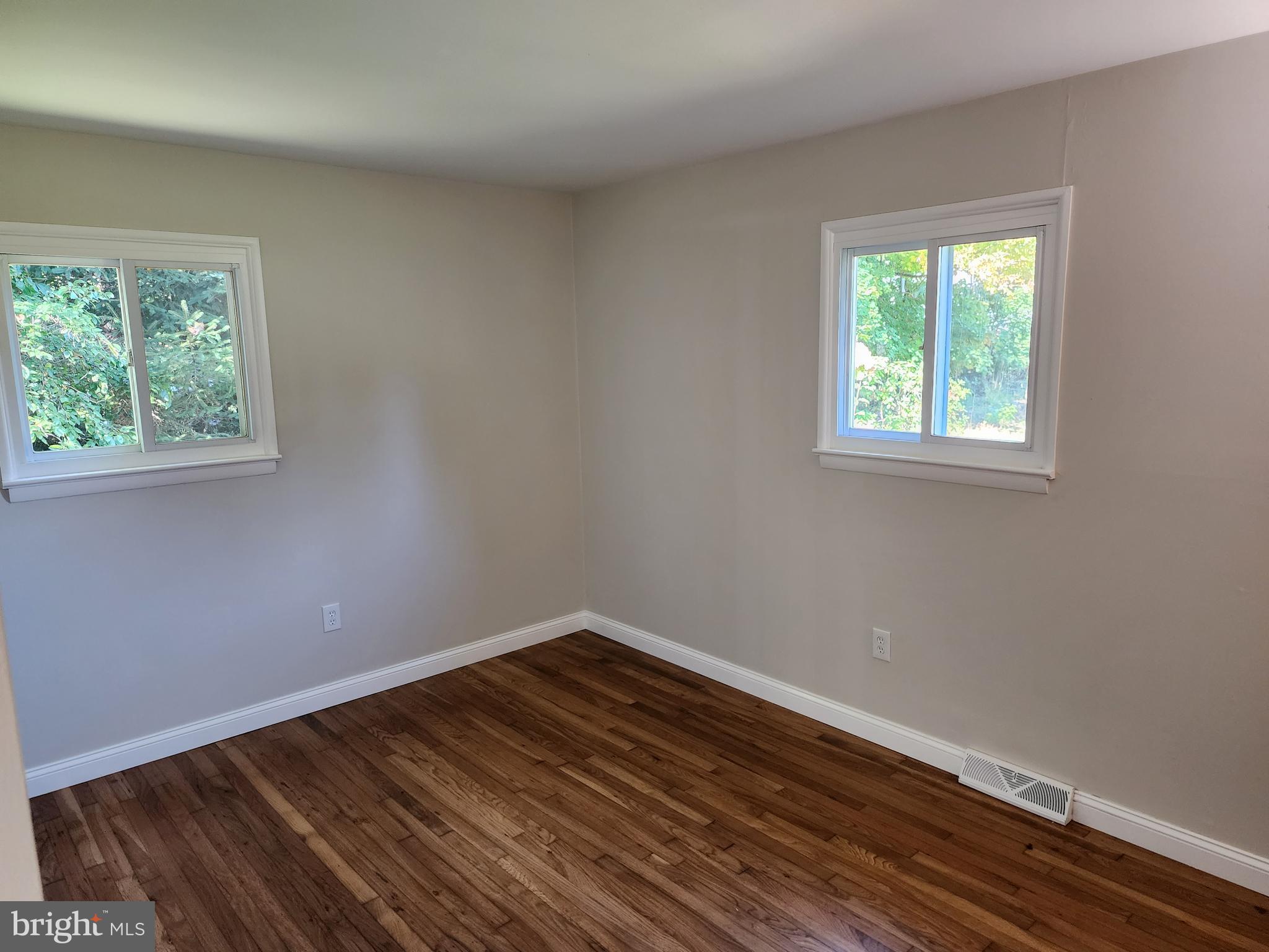 28372 School House Road Columbus, NJ 08022 - Photo 17 of 25