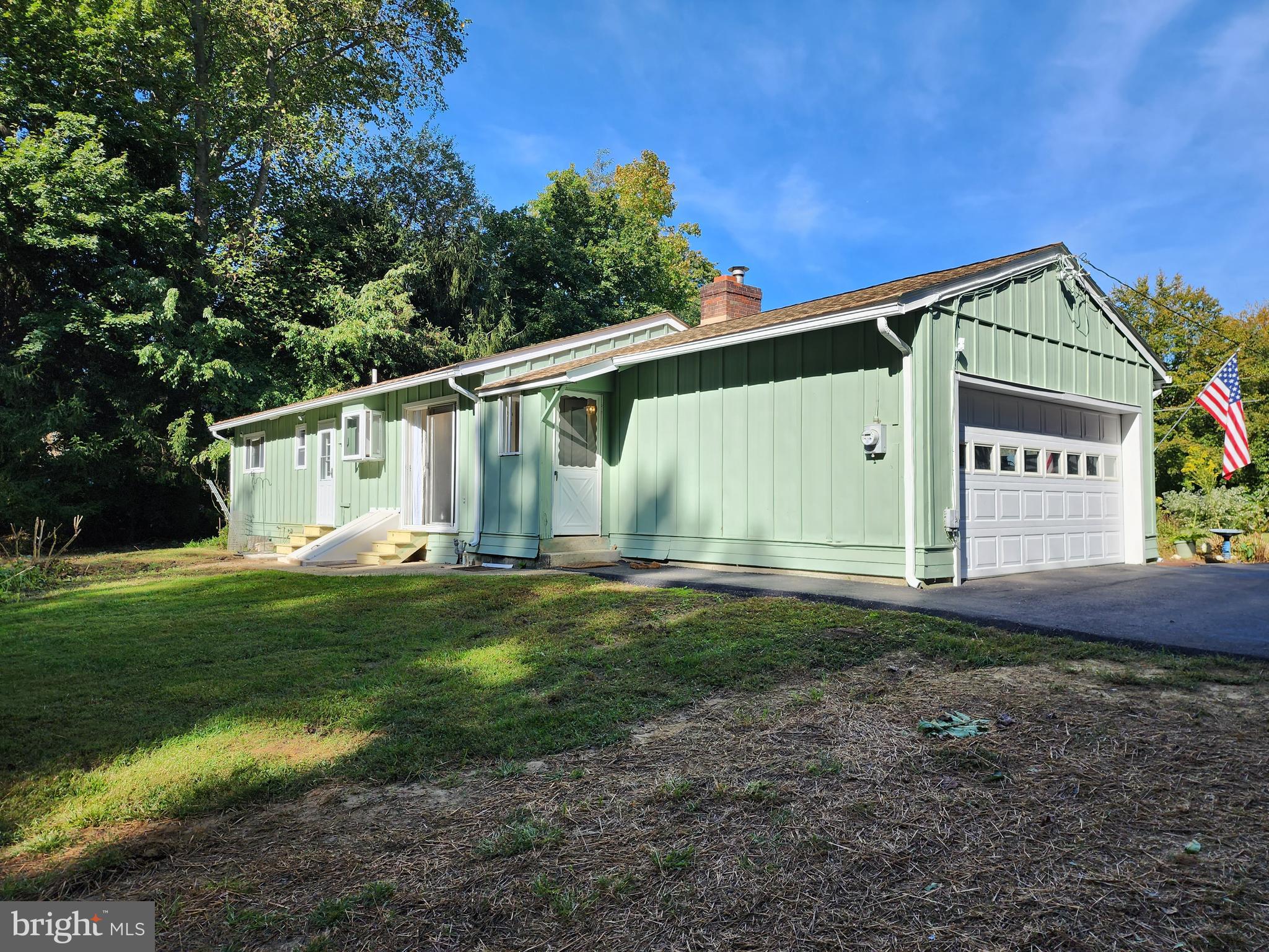 28372 School House Road Columbus, NJ 08022 - Photo 3 of 25