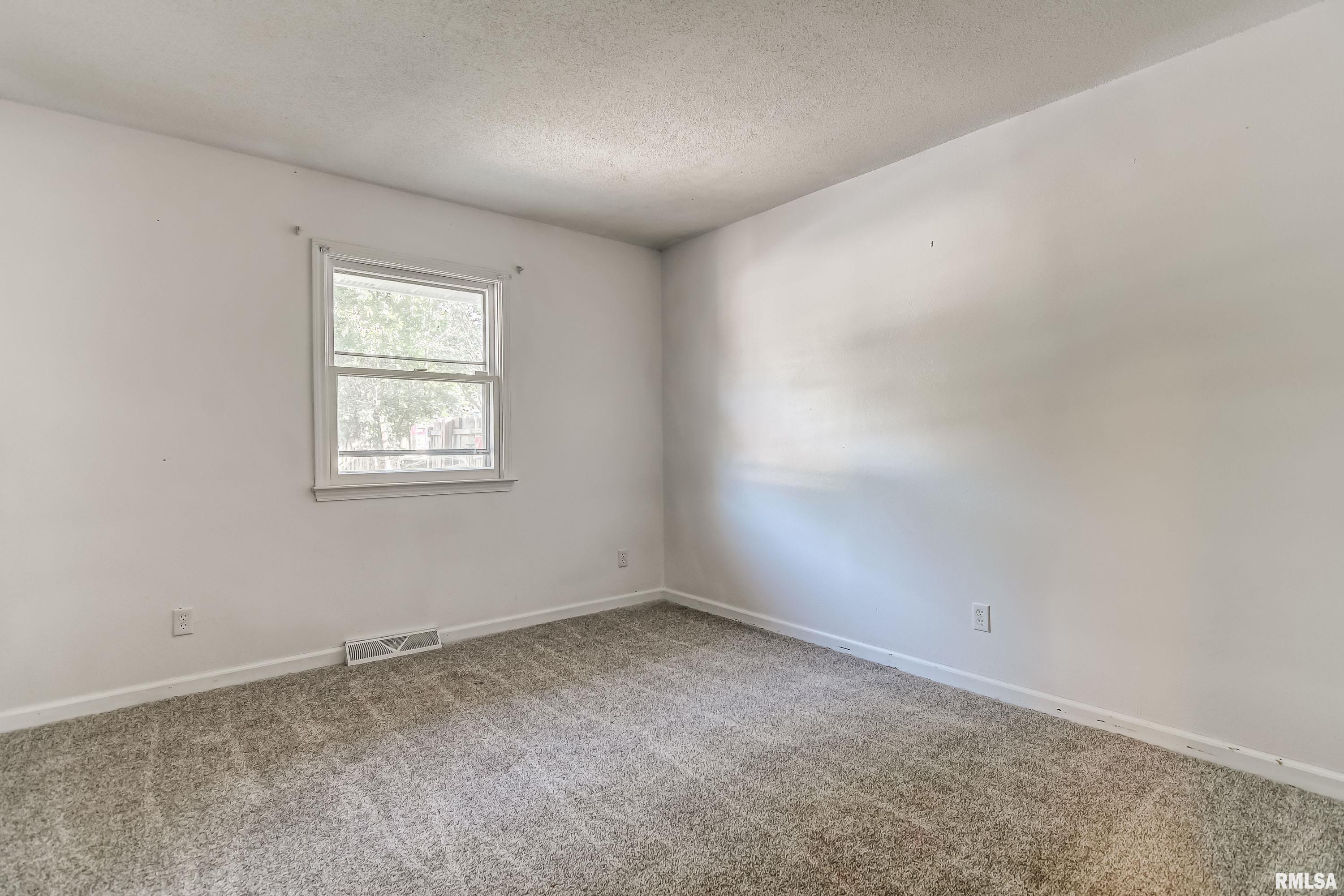 34 Lancelot Drive Rochester, IL 62563 - Photo 29 of 57