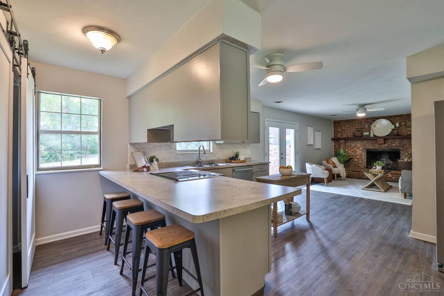 5689 Dearth Road Springboro, OH 45066 - Photo 15 of 32 Gallery Image 15