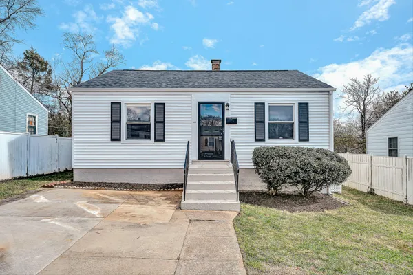 $169,900 | 1551 Wellsley Street Northwest, Roanoke, VA 24017
