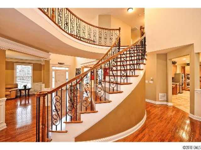 715 Fairway Point Drive Tega Cay, SC 29708 - Photo 8 of 16 Gallery Image 8