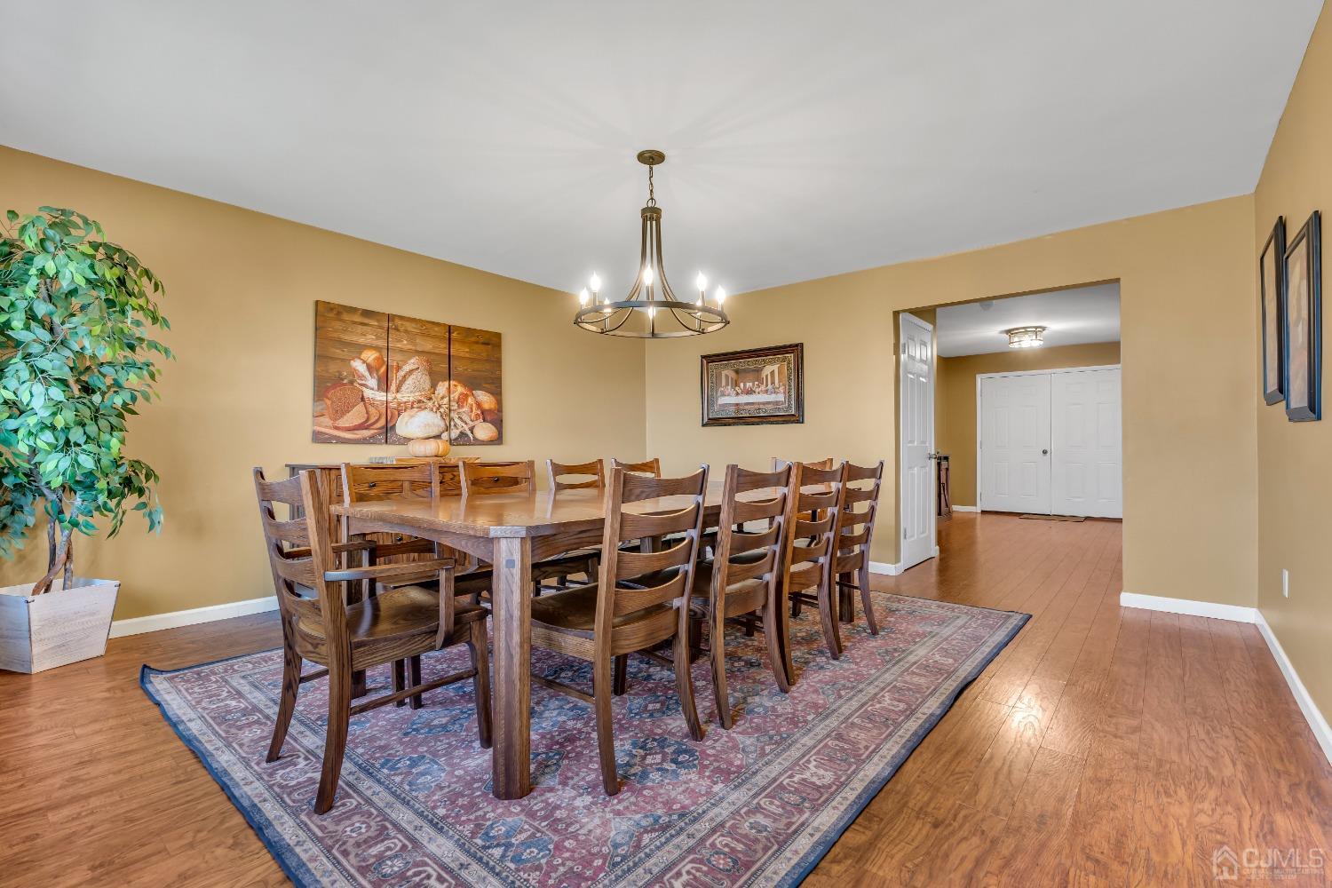 43 Woodmere Road North Brunswick, NJ 08902 - Photo 15 of 47 Gallery Image 15