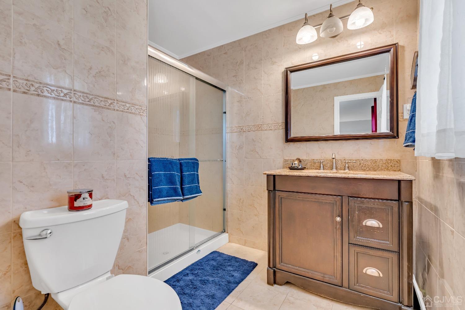 43 Woodmere Road North Brunswick, NJ 08902 - Photo 19 of 47 Gallery Image 19