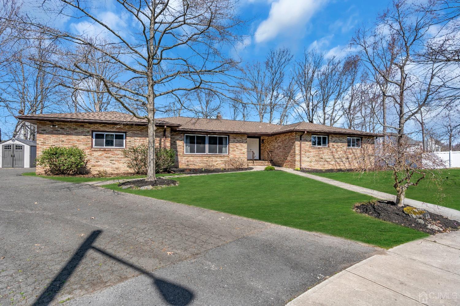 43 Woodmere Road North Brunswick, NJ 08902 - Photo 41 of 47 Gallery Image 41