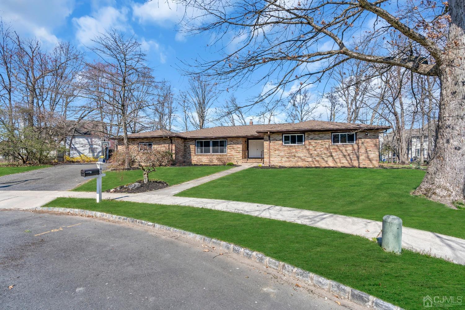 43 Woodmere Road North Brunswick, NJ 08902 - Photo 45 of 47 Gallery Image 45