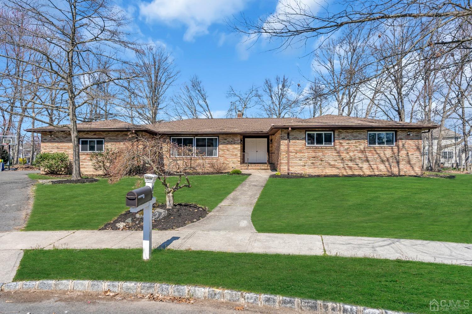 43 Woodmere Road North Brunswick, NJ 08902 - Photo 46 of 47 Gallery Image 46