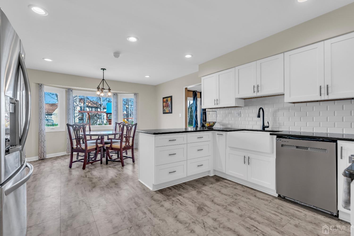 43 Woodmere Road North Brunswick, NJ 08902 - Photo 5 of 47 Gallery Image 5