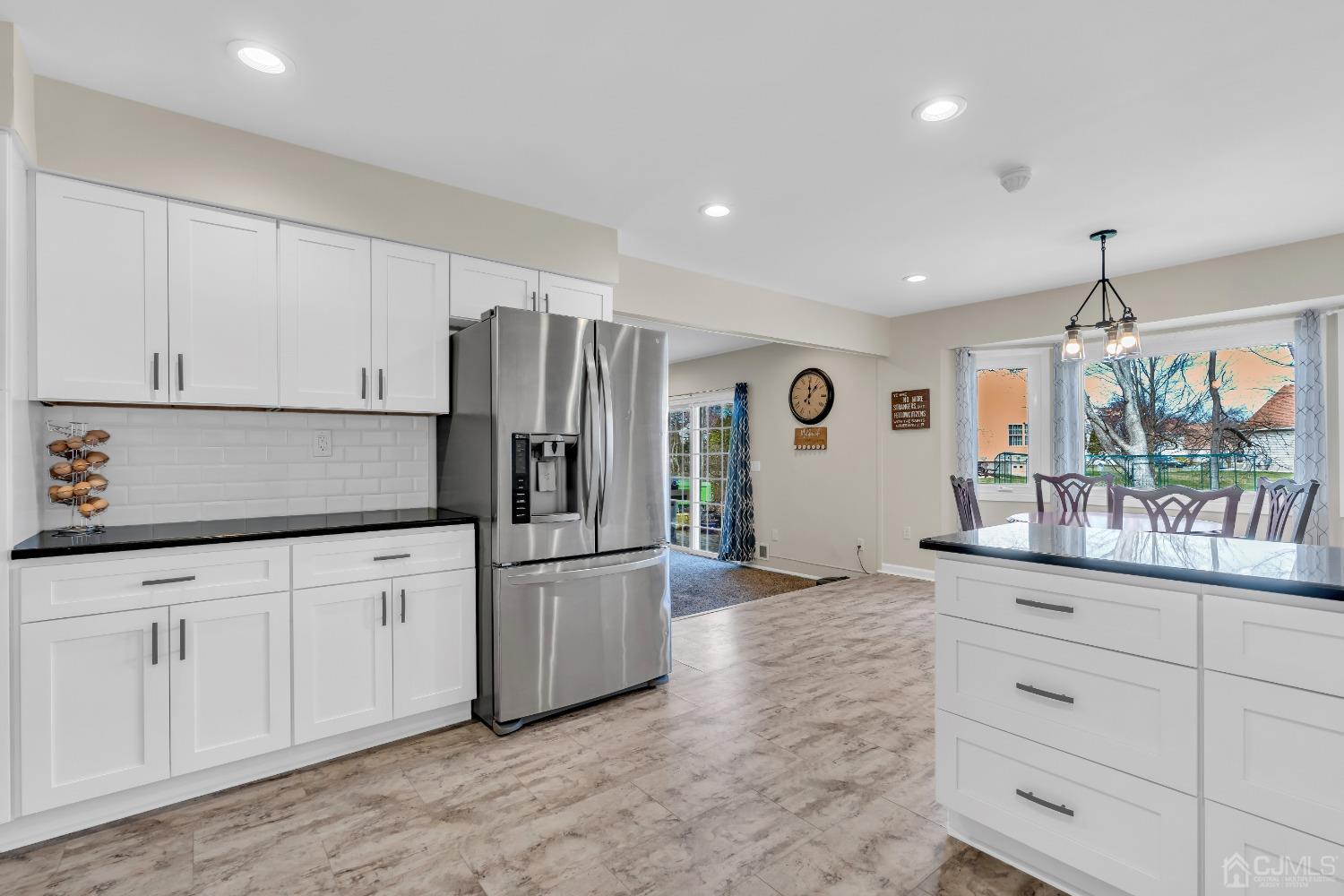 43 Woodmere Road North Brunswick, NJ 08902 - Photo 9 of 47 Gallery Image 9