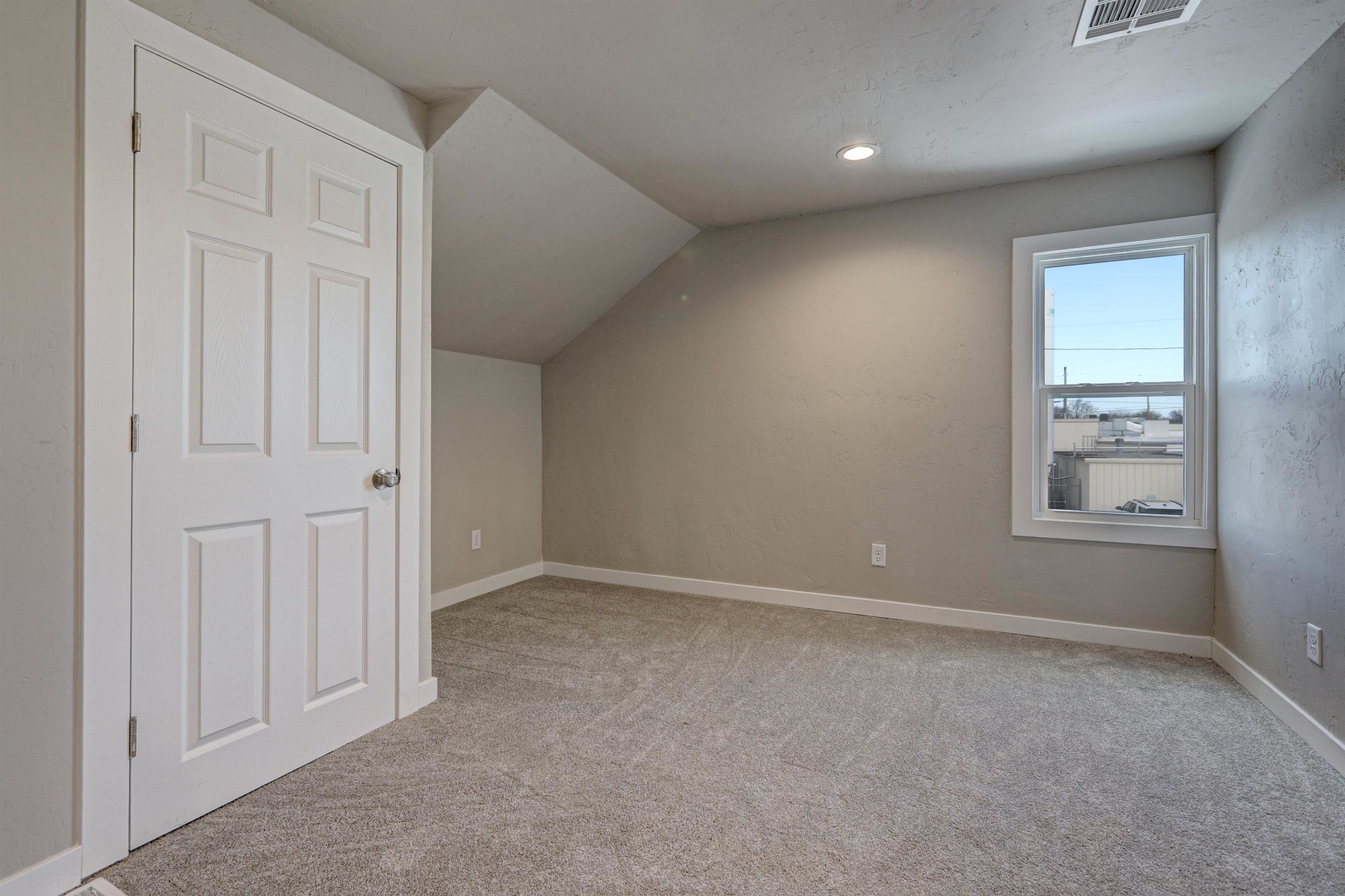 1315 West Summer Street Appleton, WI 54914 - Photo 27 of 35