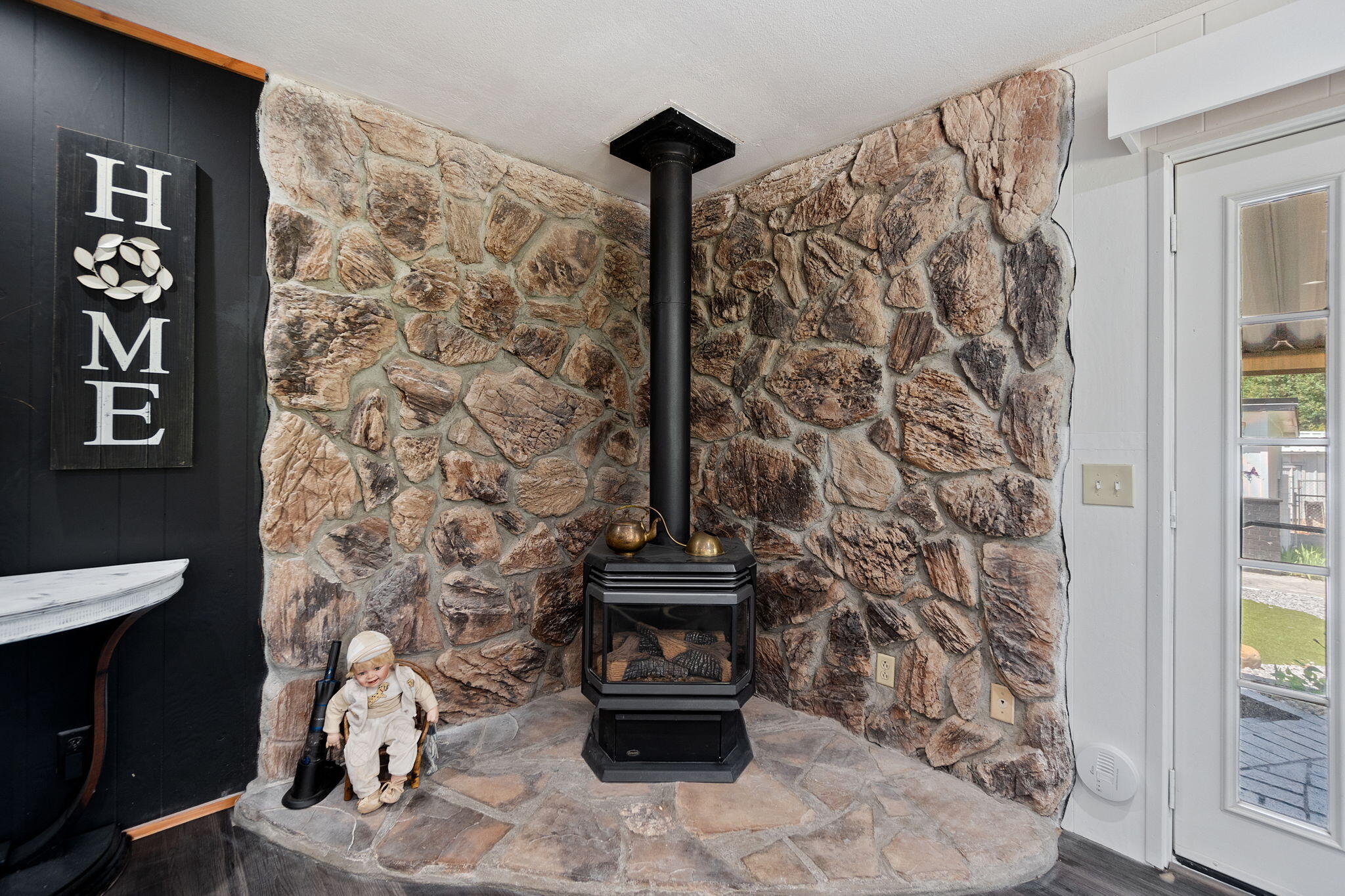10390 October Lane Redding, CA 96003 - Photo 31 of 94 Fireplace